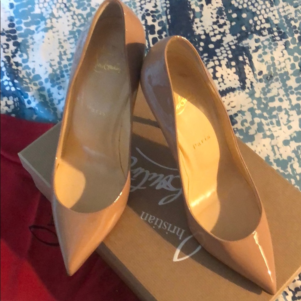 Christian Louboutin Pigalle Follies 39 Nude Heels